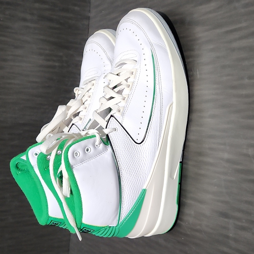 Jordan 2 Retro Lucky Green US M SZ 10.5